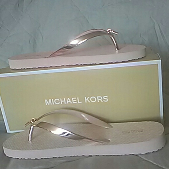 Michael Kors Shoes - New Michael Kors Metallic Soft Pink Lock Flip Flop